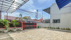 Unclassified image, 5 of 13, button - Cozy Living Studio (No Kitchen) At Celebrity Mansion (Bekasi)