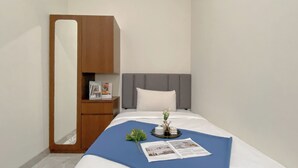 Unclassified image, 4 of 13, button - Cozy Living Studio (No Kitchen) At Celebrity Mansion (Bekasi)