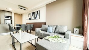 Căn hộ Tiêu chuẩn, 3 phòng ngủ | Khu phòng khách