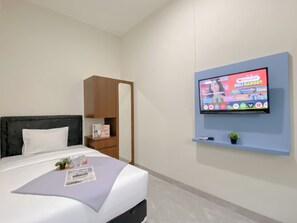 Interior - Neat And Comfy Studio (No Kitchen) At Celebrity Mansion (Bekasi)