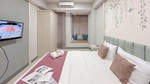 Standard Studio, 1 Bedroom - Best View Studio (No Kitchen) With Good Design At Benson Supermall Mansion Apartment (Surabaya)