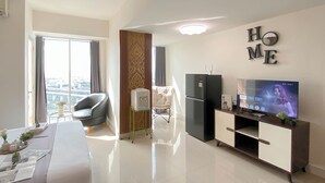 Interior - Modern Look Studio At Apartment Grand Kamala Lagoon (Bekasi)