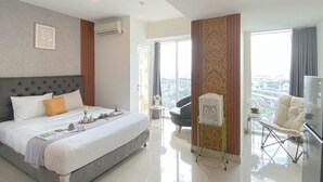 Room - Modern Look Studio At Apartment Grand Kamala Lagoon (Bekasi)