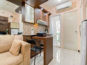 Standard Apartment, 2 Bedrooms | Dining room - Comfy And Homey 2Br At Green Pramuka City Apartment (Jakarta)