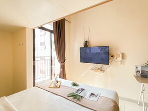 Standard Studio, 1 Bedroom | Bed sheets - Cozy And Neat Studio At Dave Apartment (Depok)