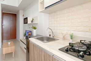 Standard Apartment, 1 Bedroom | Private kitchen - Simple Grey 1Br At Vittoria Residence Apartment (Jakarta)