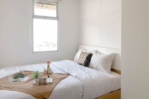 Standard Apartment, 1 Bedroom - Simple Grey 1Br At Vittoria Residence Apartment (Jakarta)