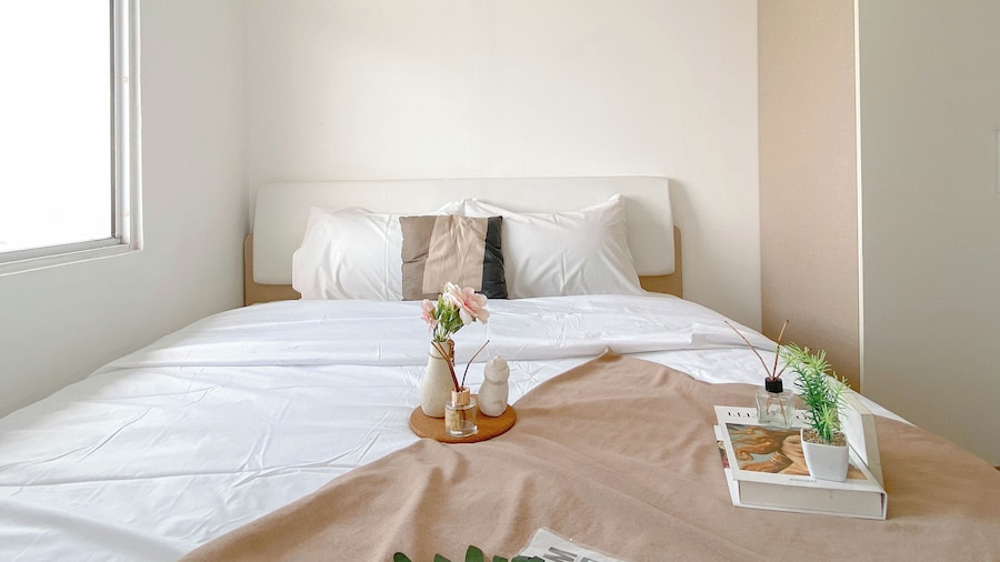 シンプル グレー 1ベッドルーム アット ヴィットリア レジデンス アパートメント