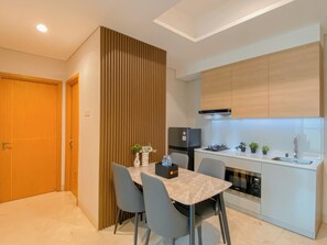 Interior - Scenic And Homey 2Br At Apartment Capitol Suites Apartment (Jakarta)