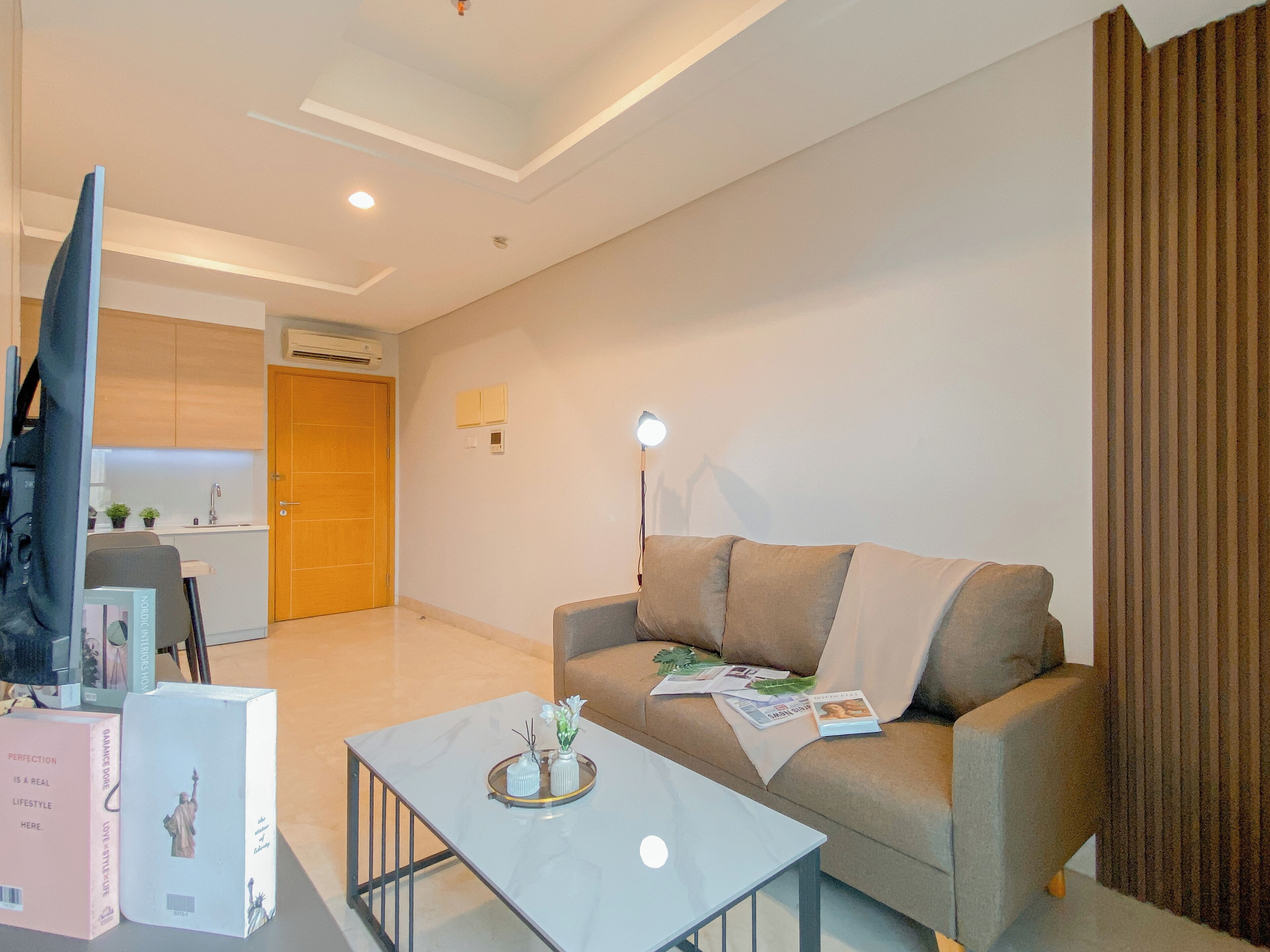 Standard Apartment, 2 Bedrooms | Living area