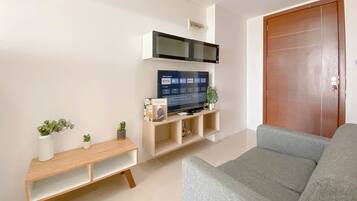 Standard Apartment, 2 Bedrooms | Living area