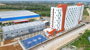 Exterior - Comfy Studio At Apartment Bandaraya - Tallasa City Makassar (Makassar)