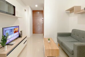Standard Studio, 1 Bedroom | Living area - Simple Look 1Br At Apartment Vittoria Residence (Jakarta)