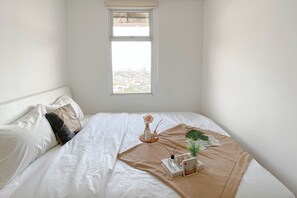 Standard Studio, 1 Bedroom - Simple Look 1Br At Apartment Vittoria Residence (Jakarta)