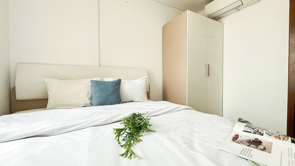 Standard Apartment, 1 Bedroom | Bed sheets - White Tone 1Br At Vittoria Residence Apartment (Jakarta)