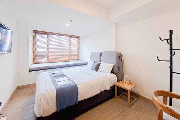 Room - Simple And Tidy Studio Apartment Collins Boulevard (Tangerang)