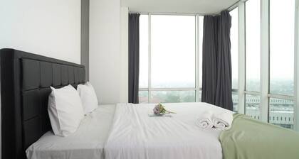 Modern 2Br With Service Room Apartment Woodland Park Residence