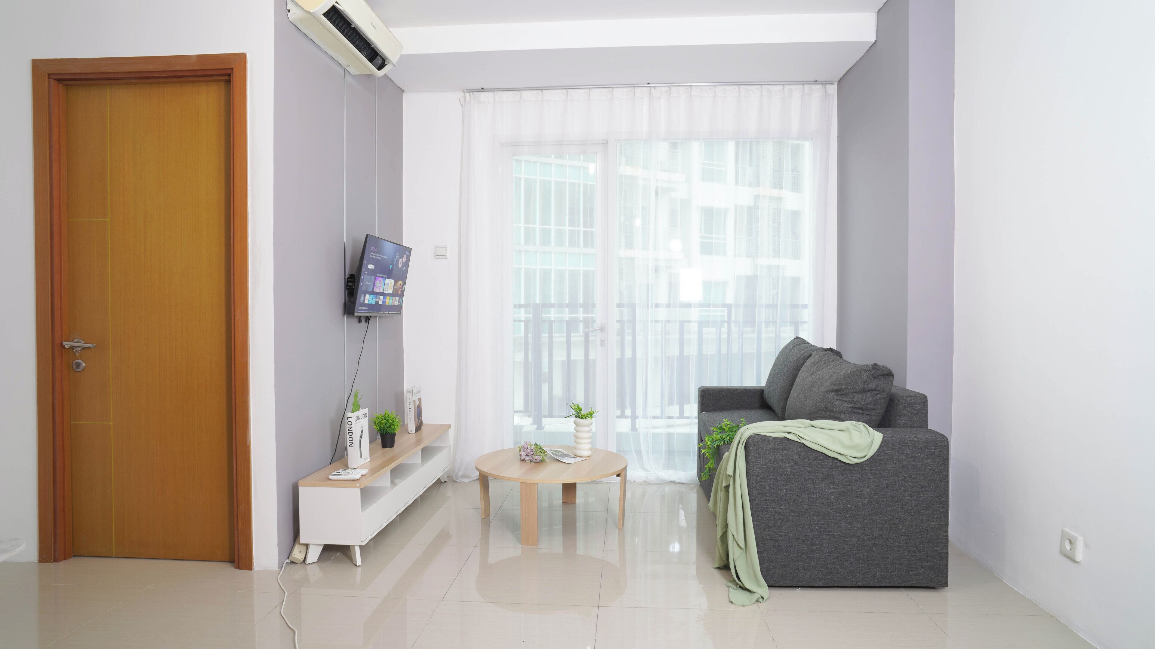 Standard Apartment, 2 Bedrooms | Living area