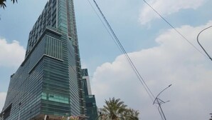 Sınıflandırılmamı ş resim, 26 üzerinden 3, düğme