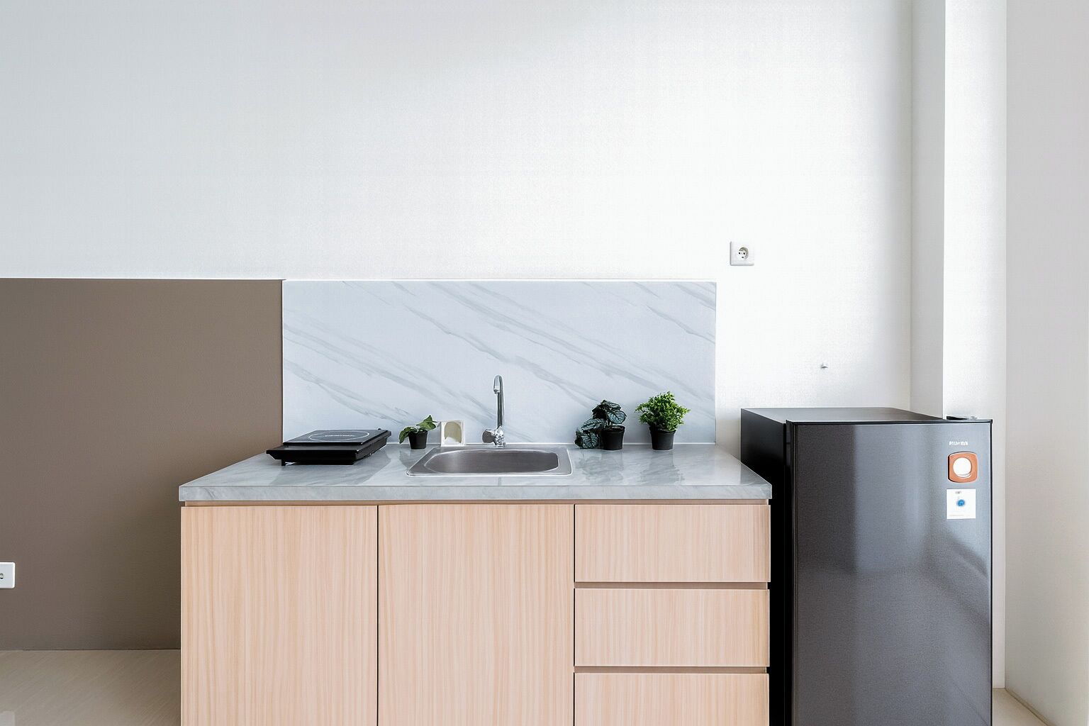 Standard Apartment, 2 Bedrooms | Private kitchen