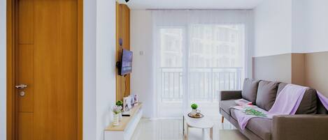 Standard Apartment, 2 Bedrooms | Living area