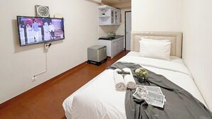 Standard Studio, 1 Bedroom - Homey Studio At Apartment Suites @Metro (Bandung)