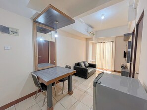 Standard Apartment, 2 Bedrooms | Bed sheets - Simple 2Br Apartment At Tamansari Panoramic (Bandung)