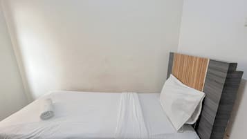 Standard Apartment, 2 Bedrooms | Bed sheets