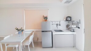 Unclassified image, 5 of 27, button - Minimalist 2Br At Apartment Parahyangan Residence (Bandung)