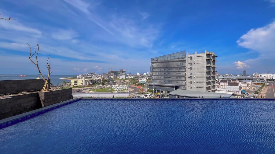 Cozy Living Studio At Apartment Delft Ciputra Makassar