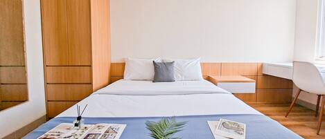 Standard Studio, 1 Bedroom | Bed sheets