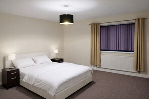 2 bedrooms, WiFi - Convenient & Cozy Getaway in the Heart of Doncaster (Doncaster)