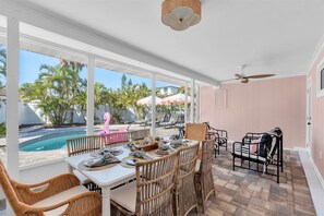 Outdoor dining