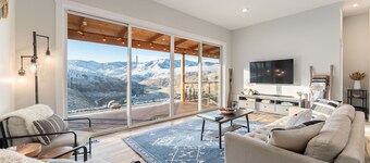 Methow Valley 3BR Retreat – Methow River Views