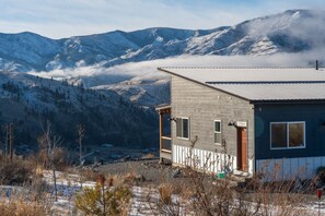 Exterior - Methow Valley 3BR Retreat – Methow River Views (Pateros)