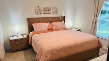 4 bedrooms, iron/ironing board, WiFi, bed sheets