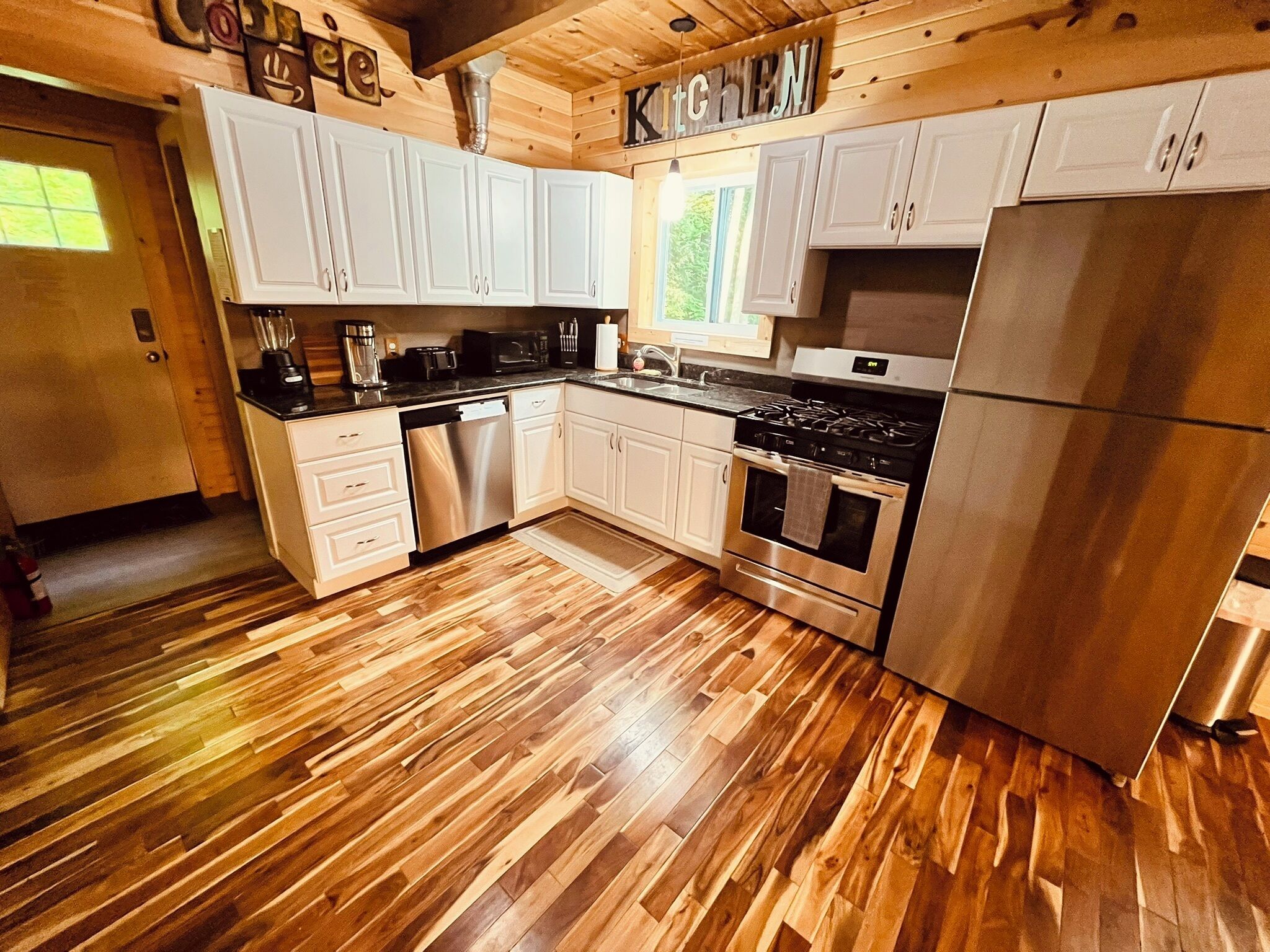 微波炉、烤箱、炉灶、洗碗机