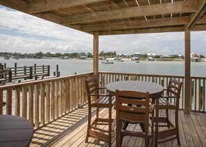 Outdoor dining - Lei Lani Mini Tower 115 (Orange Beach)