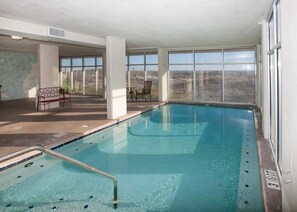 Indoor pool - Lei Lani Mini Tower 115 (Orange Beach)