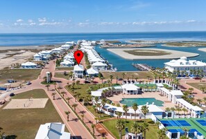 Exterior - Serenity by the Sea, a spectacular 3 bedroom with bunk room, private pool. (South Padre Island)