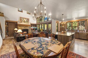 تناول الطعام