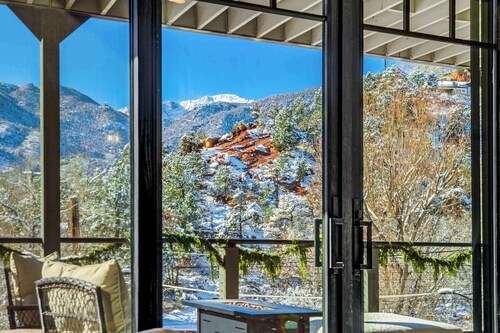 Redstone Terrace! Scenic Mountain View by Downtown