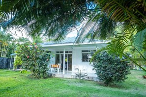 Terrace/patio - Vahine Ori Lodge (Tumaraa)