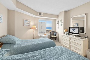 2 chambres, fer et planche à repasser, Wi-Fi, draps fournis