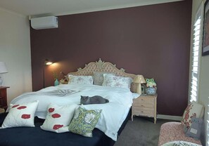 3 Schlafzimmer, Bügeleisen/Bügelbrett, WLAN, Bettwäsche