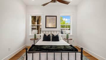 8 slaapkamers, reisbedje, wifi, beddengoed