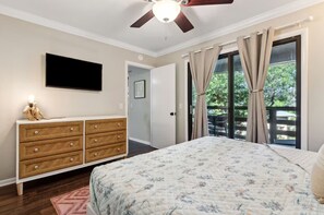 2 habitaciones, tabla de planchar con plancha y cuna de viaje 