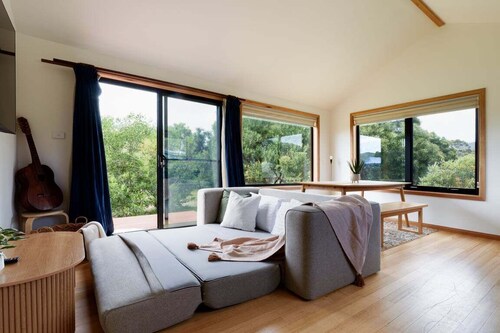 Sisters Beach Hideaway - A Coastal Escape