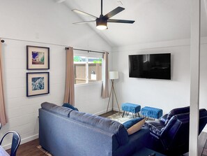 Unclassified image, 5 of 20, button