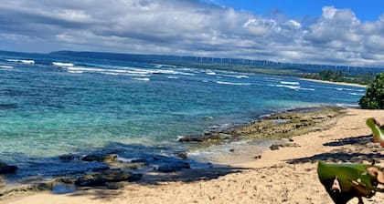 Private Cottage on Gated Estate + 5 Minute Walk to the Beach